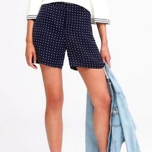 NWT. Banana Republic Shorts, Size 4.